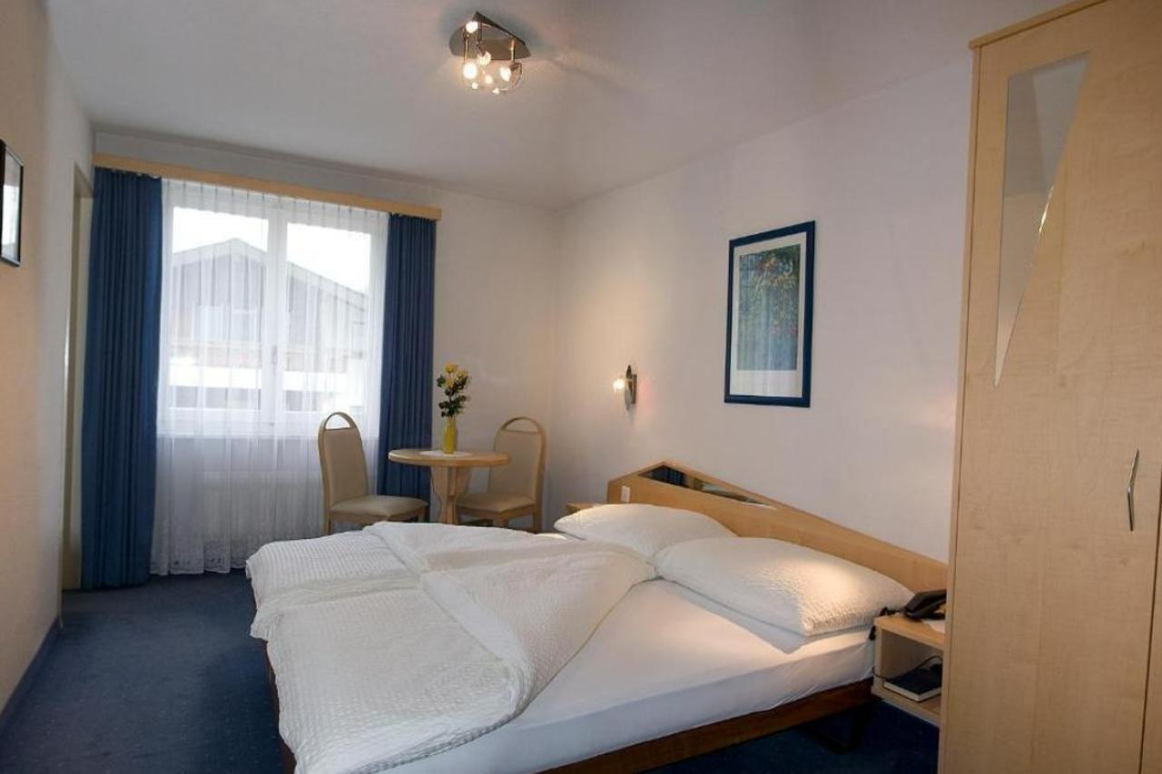 Hotel Alpha Saas-Grund Exteriör bild