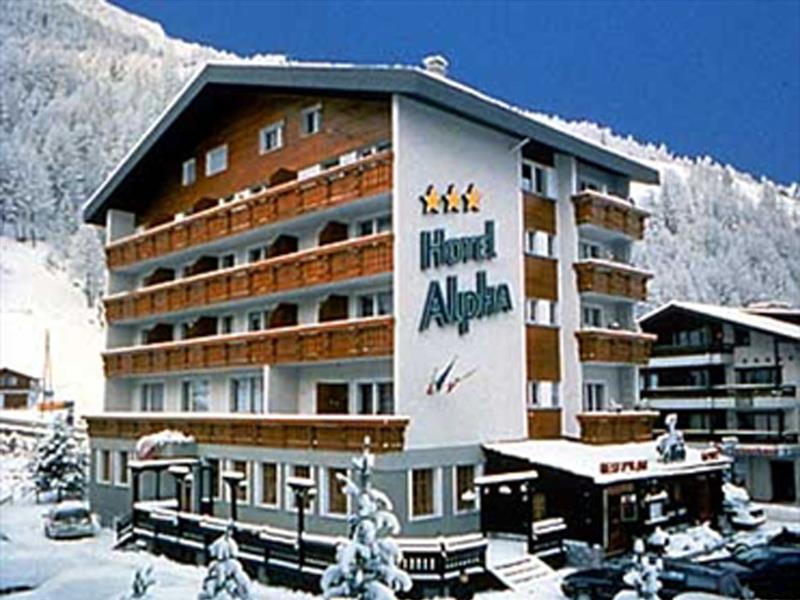 Hotel Alpha Saas-Grund Exteriör bild