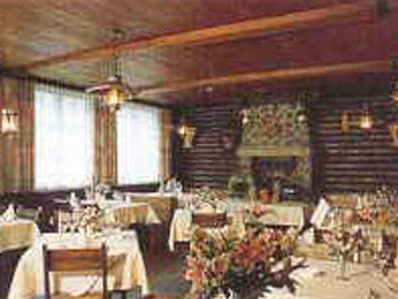 Hotel Alpha Saas-Grund Exteriör bild
